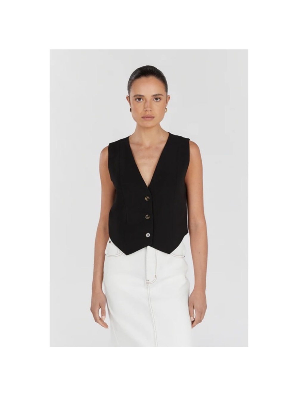 DISSH Black Tailored V-Neck Button Vest